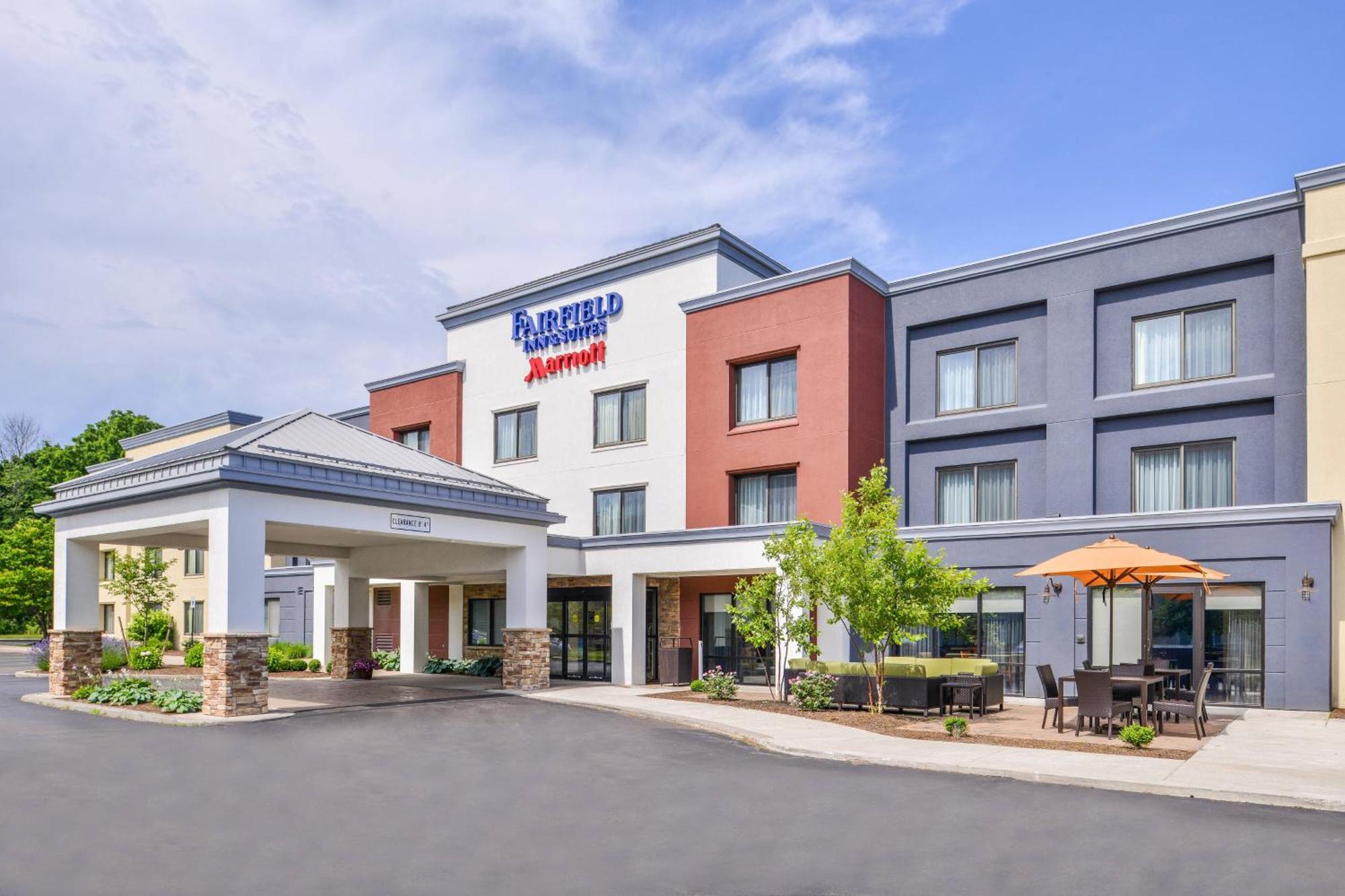 Fairfield Inn And Suites By Marriott Rochester West/Greece Exterior foto